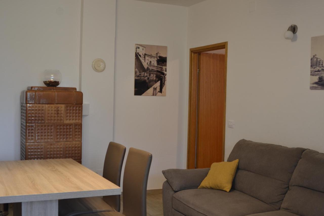 Apartman Martina 扎达尔 外观 照片